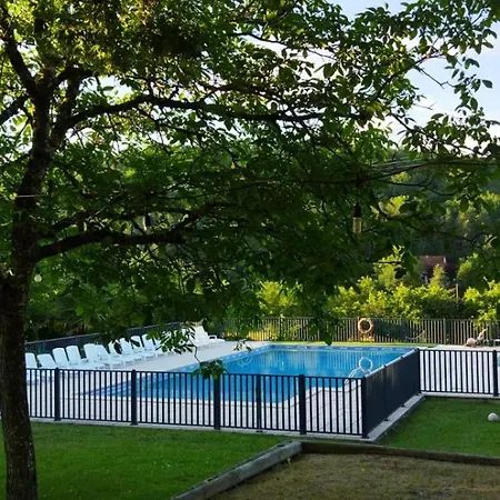 Kemping Le Convivial Climatise 6-8 Personnes *